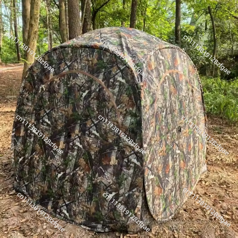 Hunting And Camping In Forest - Tente de camouflage pour observation des